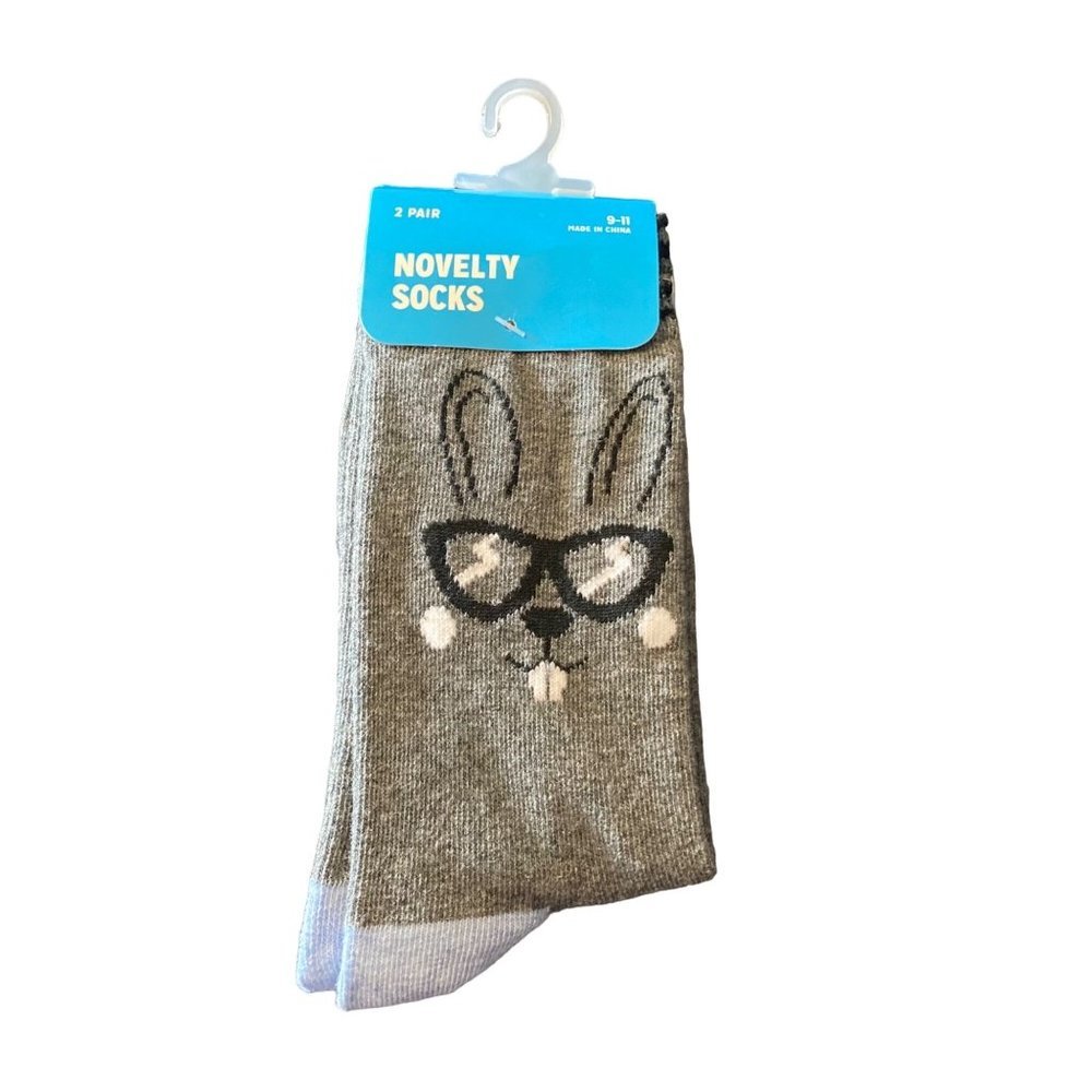 NEW Women Hipster Easter Bunny Too Hip To Hop Novelty 2 Pair Socks Shoe Sz 4-10.